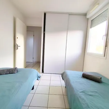 La Fraternité, 4 Chambres, 2 Parkings, 2 Salle D'eau, Wifi *