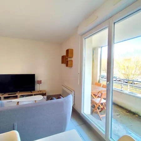 La Fraternite, 4 Chambres, 2 Parkings, 2 Salle D'eau, Wifi 아파트 푸아티에