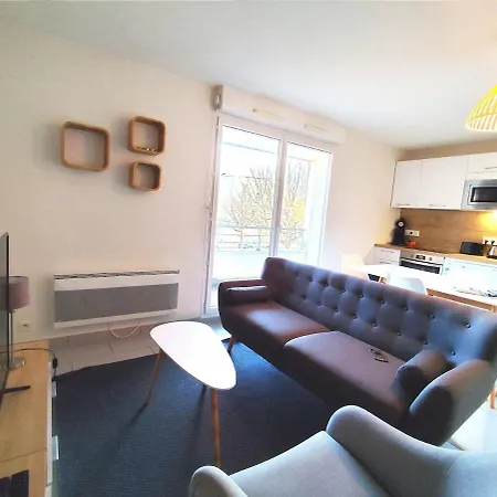 La Fraternite, 4 Chambres, 2 Parkings, 2 Salle D'eau, Wifi 푸아티에