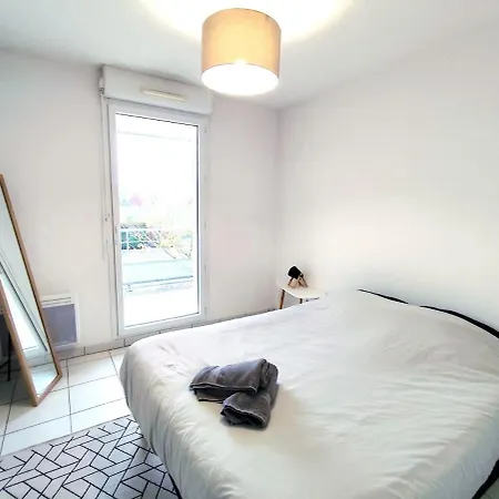 La Fraternité, 4 Chambres, 2 Parkings, 2 Salle D'eau, Wifi